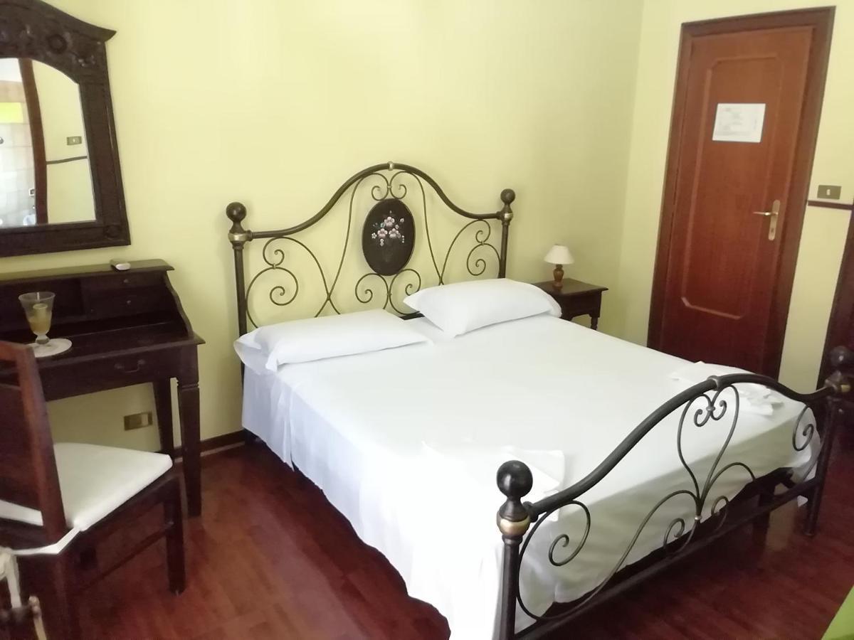 Hotel La Carina Grottaminarda Luaran gambar